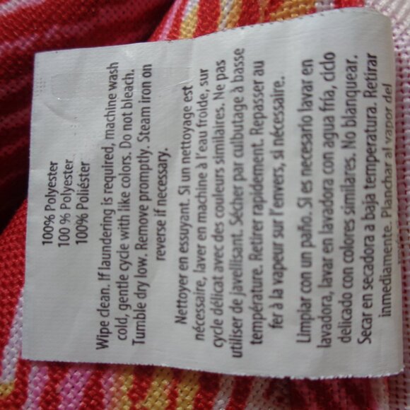 VERA Rectangle 60"x102" Fabric Tablecloth Red White Holiday Colors Modern Vibe - Picture 10 of 10